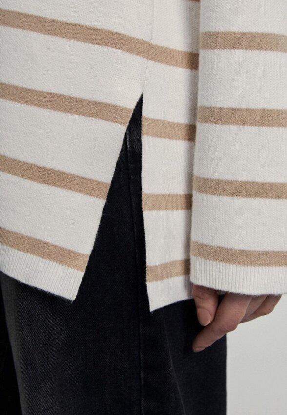 Джемпер Zarina