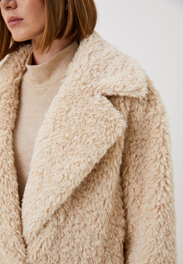 Пальто меховое Fracomina