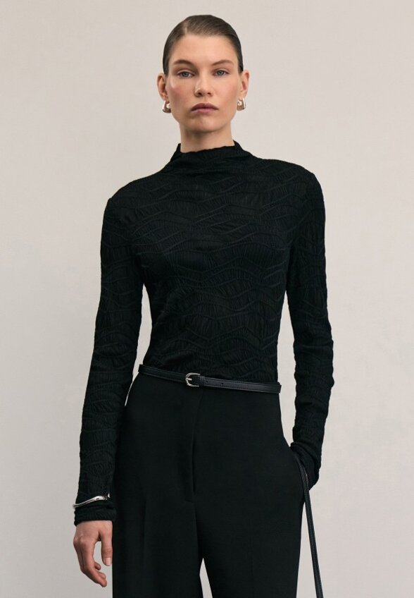 Водолазка Zarina