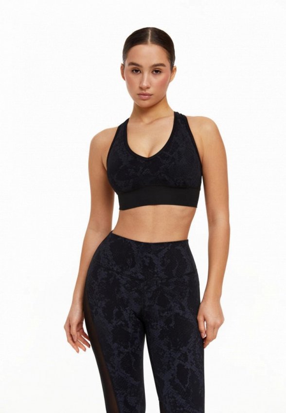 Топ спортивный Fitbomb