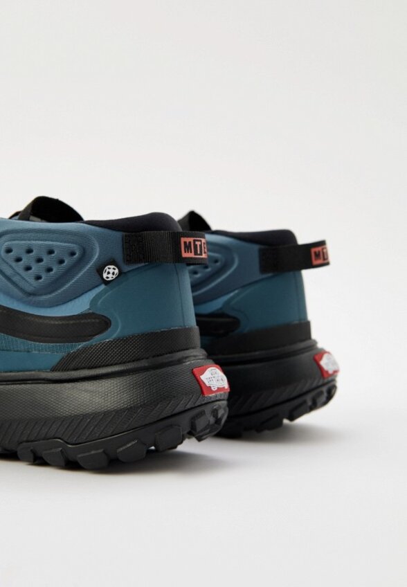 Кроссовки трекинговые Vans