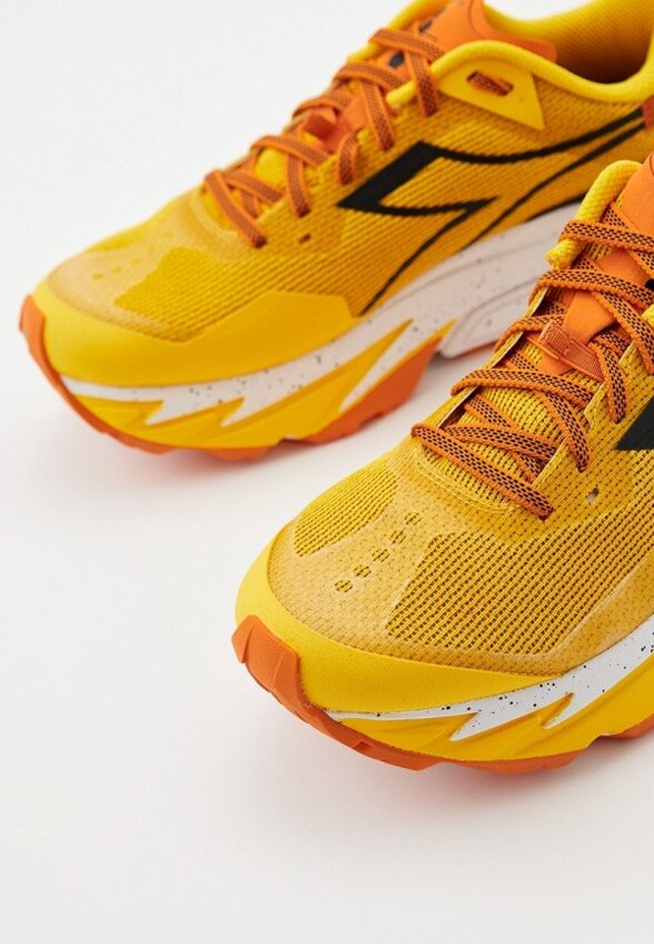 Кроссовки Diadora