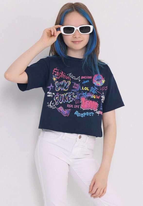 Футболка Апрель