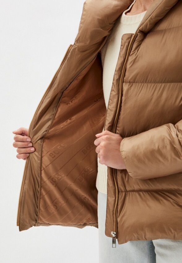 Пуховик Boss