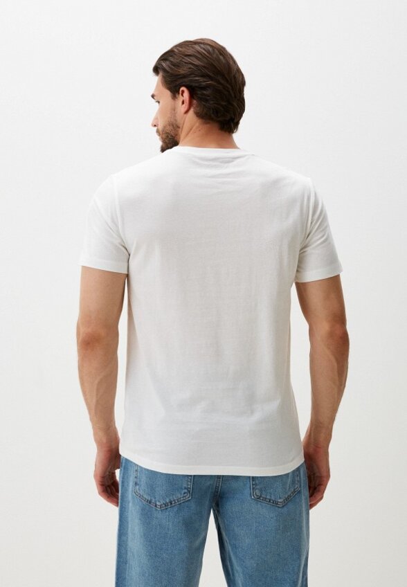 Футболка Colin's