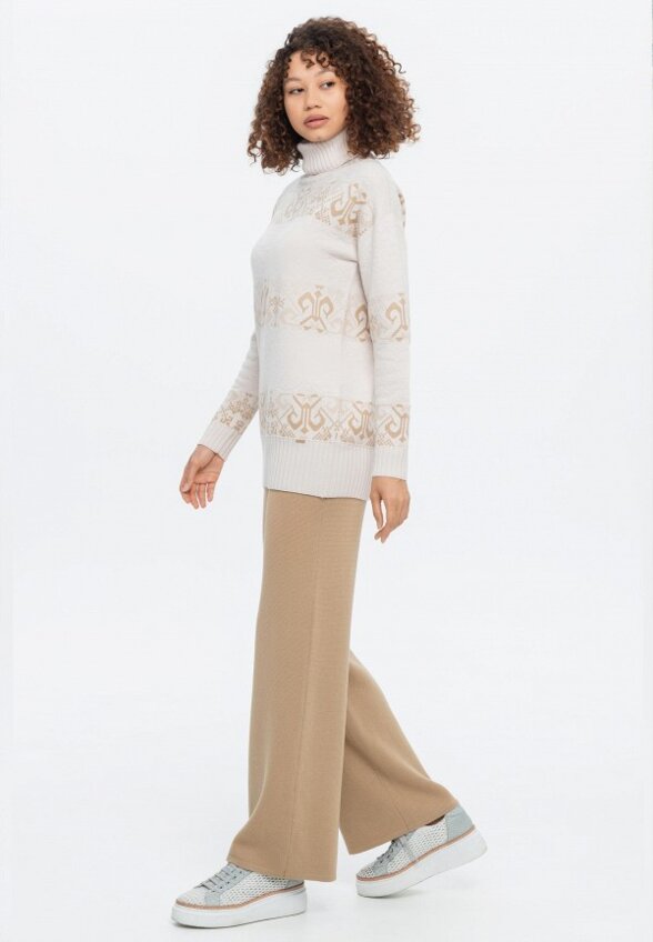 Свитер Ареола