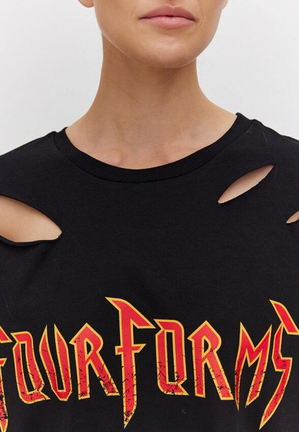 Футболка 4forms