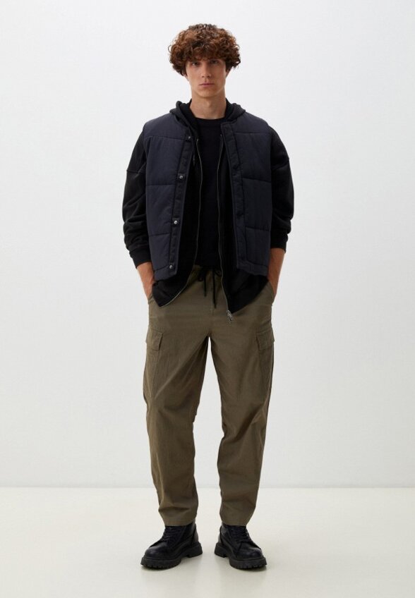 Жилет утепленный Volcom