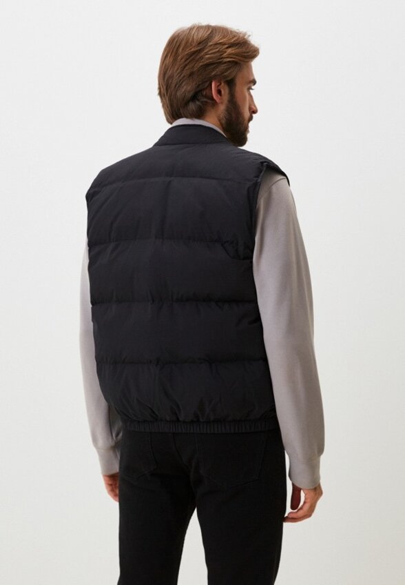 Жилет утепленный United Colors of Benetton