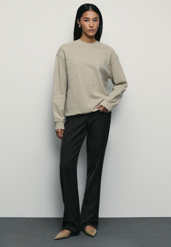 Свитшот Zarina