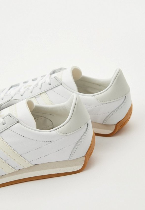 Кроссовки adidas Originals