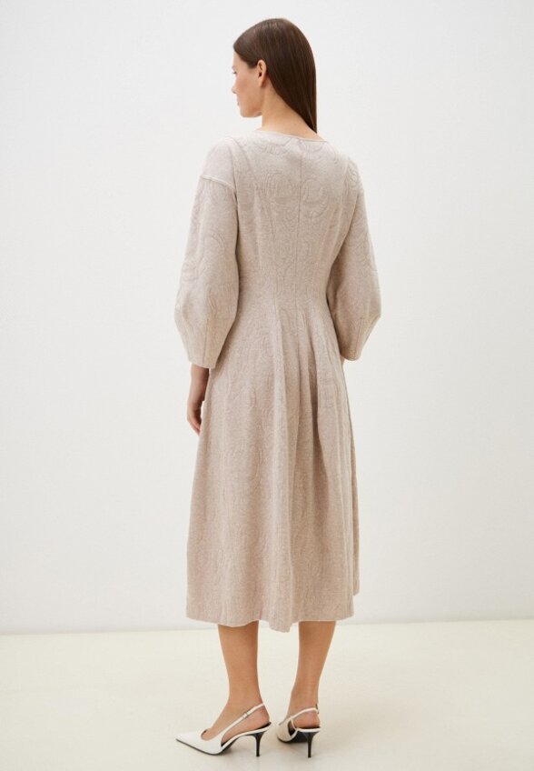 Платье MadaM T