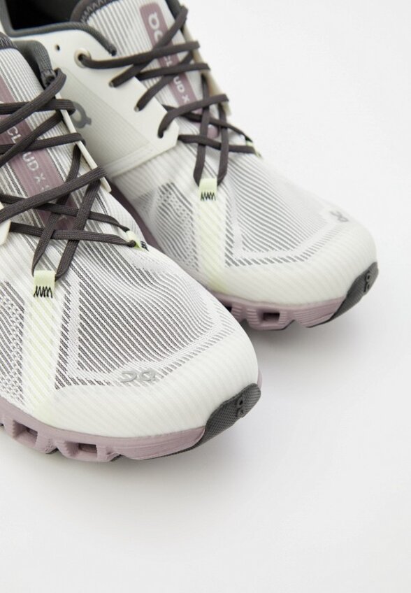 Кроссовки On