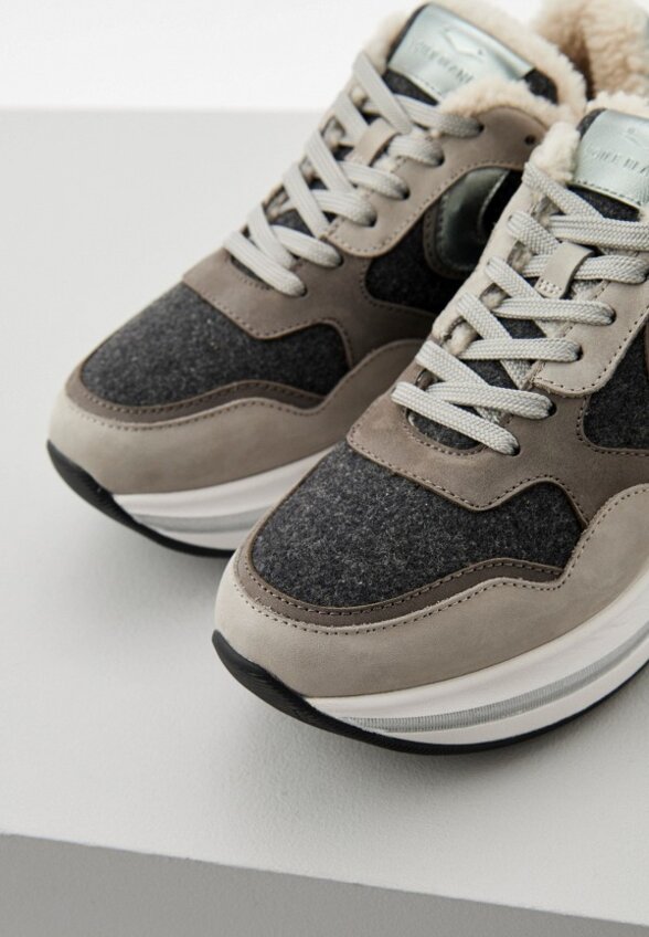 Кроссовки Voile Blanche