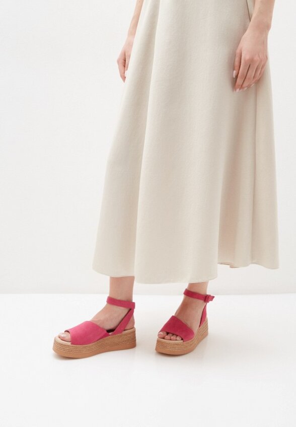 Босоножки Escan