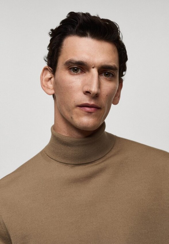 Водолазка Mango Man