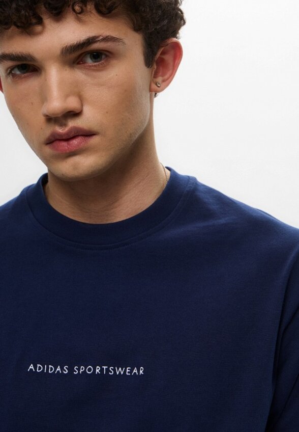 Футболка adidas