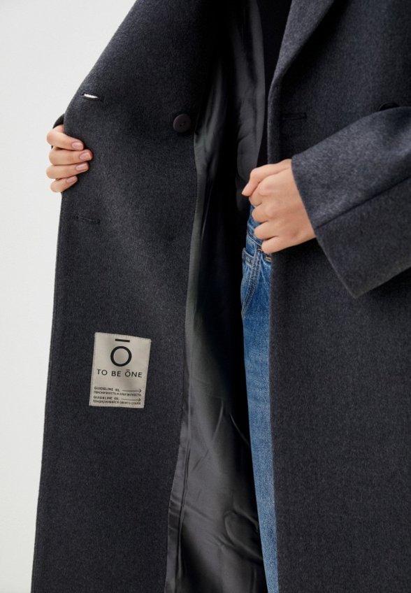 Пальто двубортное To Be One