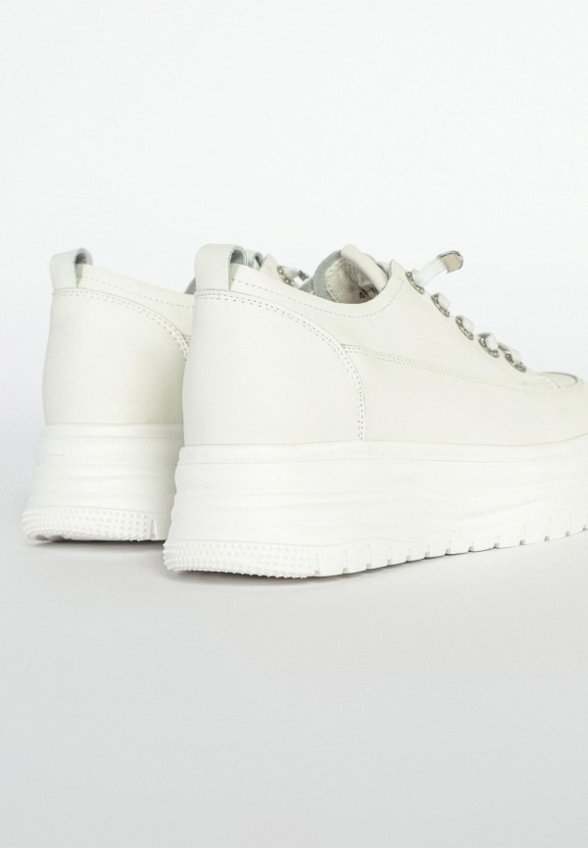 Кроссовки Gut