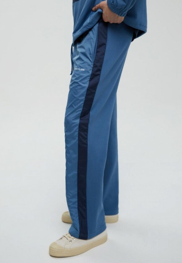 Брюки спортивные Finn Flare