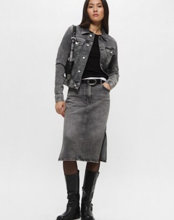 Куртка джинсовая MO5CH1NO Jeans женщинам