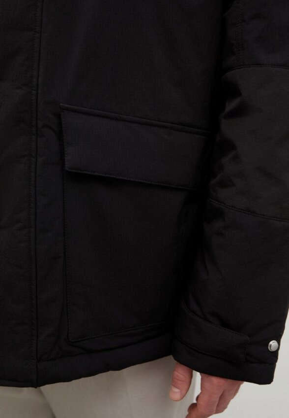 Куртка утепленная Finn Flare