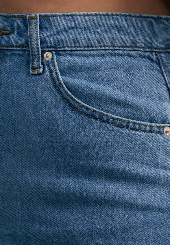 Джинсы Твое