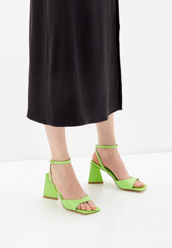 Босоножки Evigi