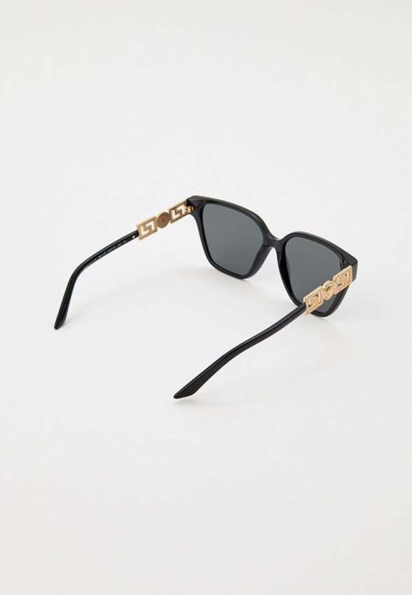 Очки солнцезащитные Versace