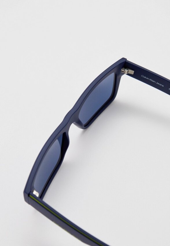 Очки солнцезащитные Calvin Klein Jeans