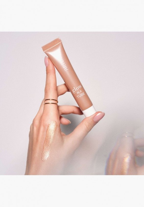 Хайлайтер для лица и тела Artdeco