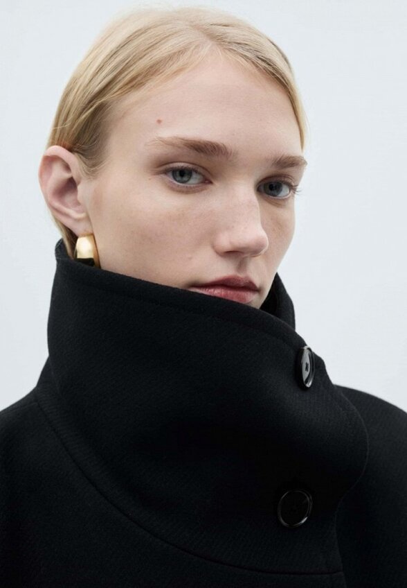 Полупальто Mango