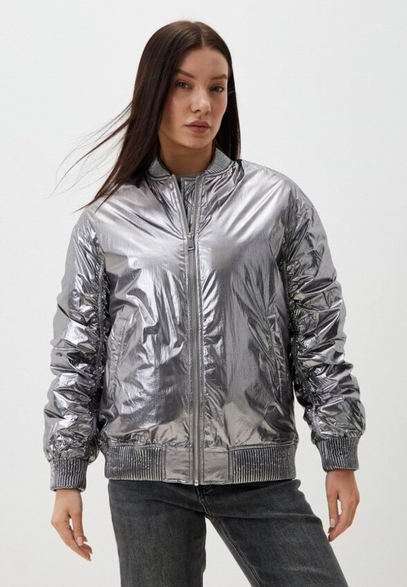 Бомбер Снежная Королева