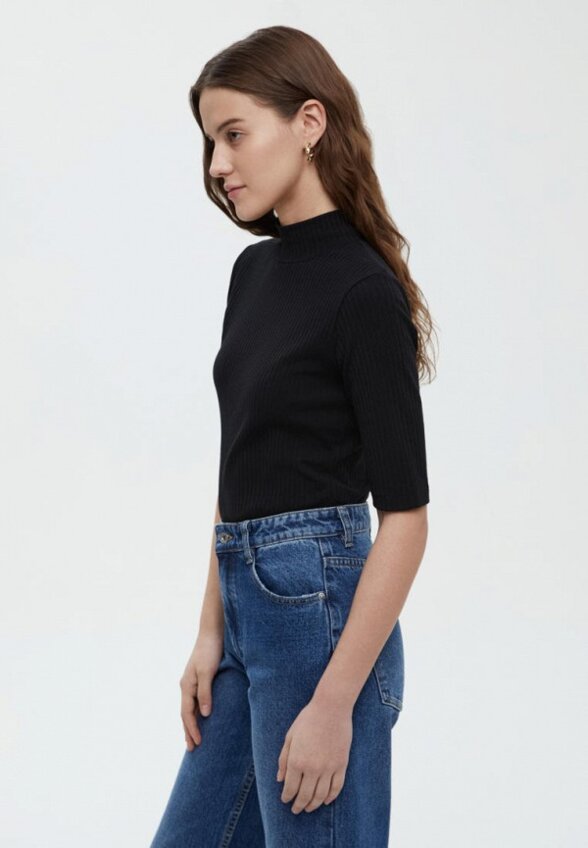 Футболка Finn Flare