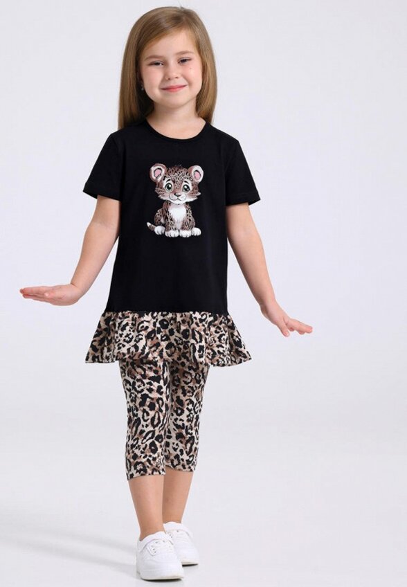 Футболка и леггинсы Апрель