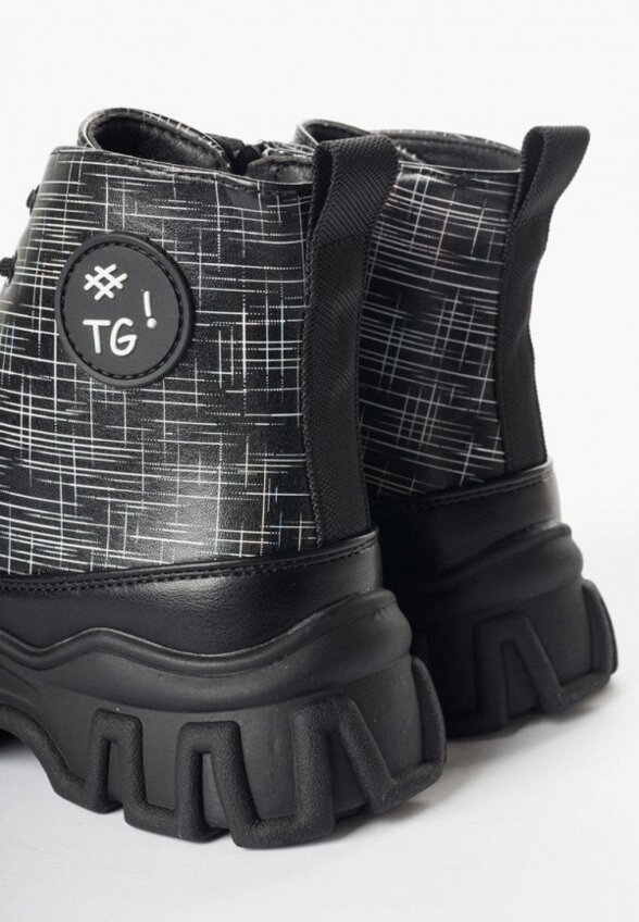 Ботинки Tikkago