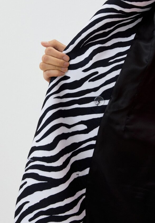 Пальто двубортное Bad Queen