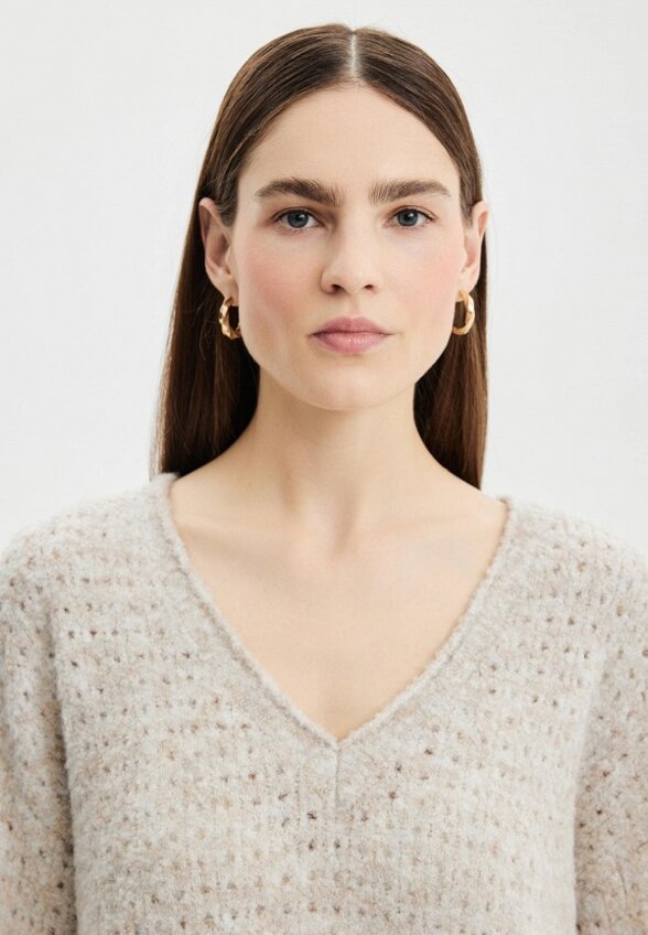 Пуловер Zarina