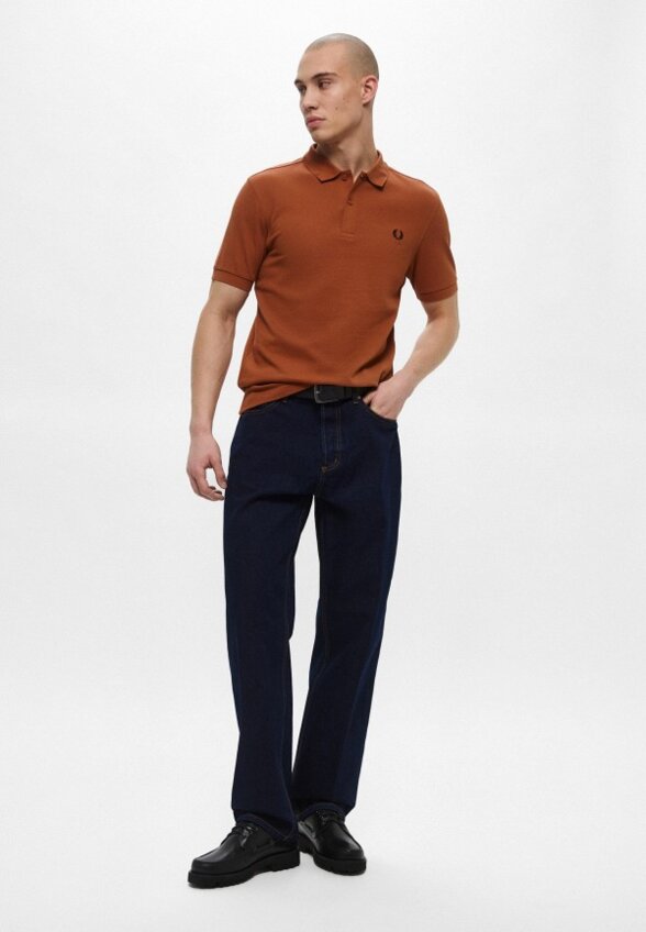 Поло Fred Perry