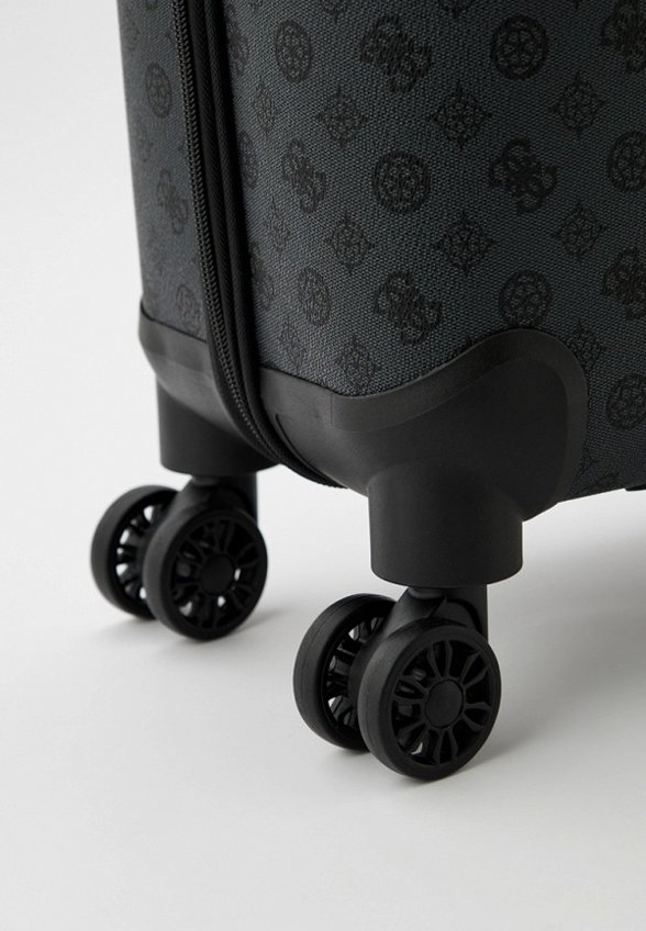 Чемодан Guess