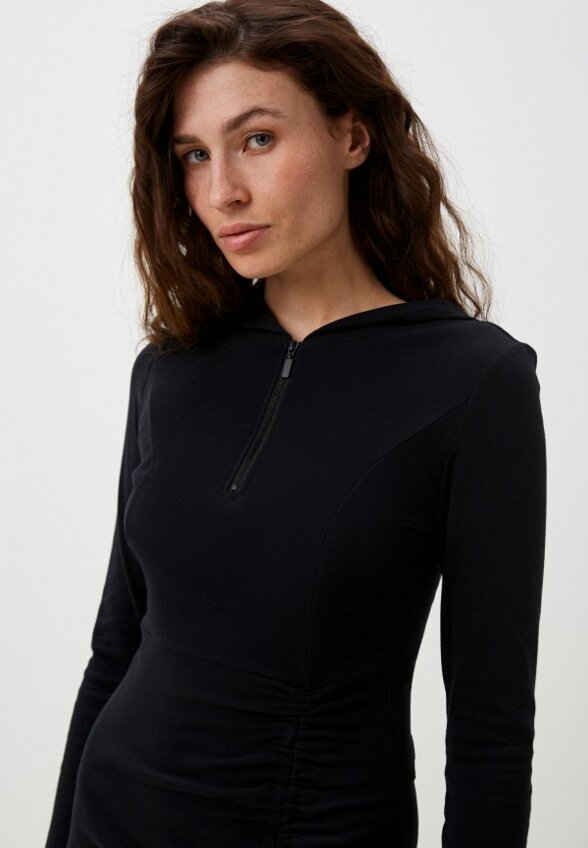 Платье Mark Formelle