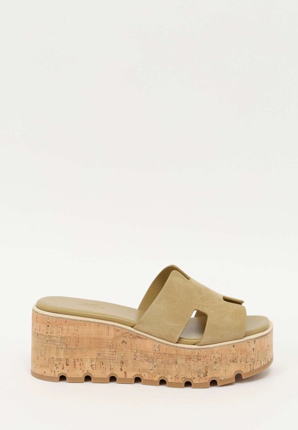 Hermes Eze