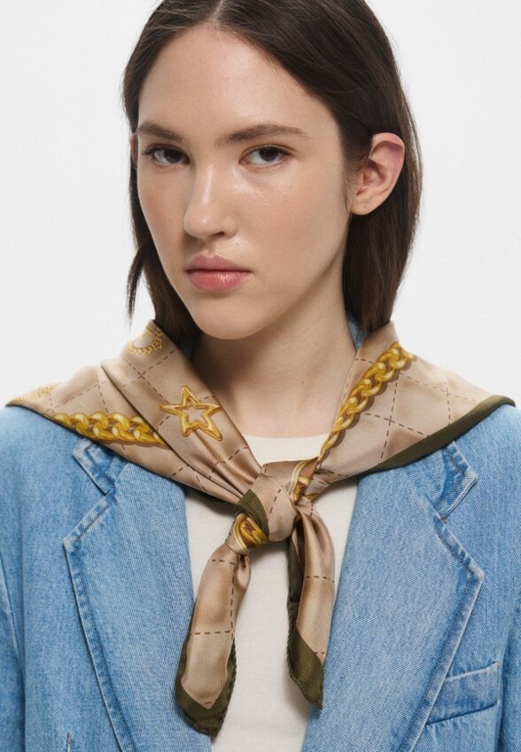 Платок Pollini