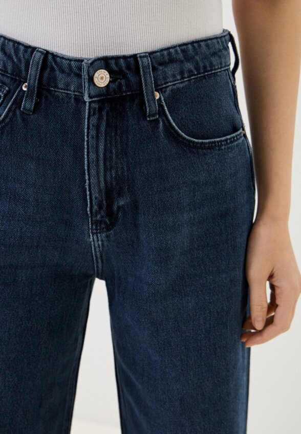 Джинсы Colin's