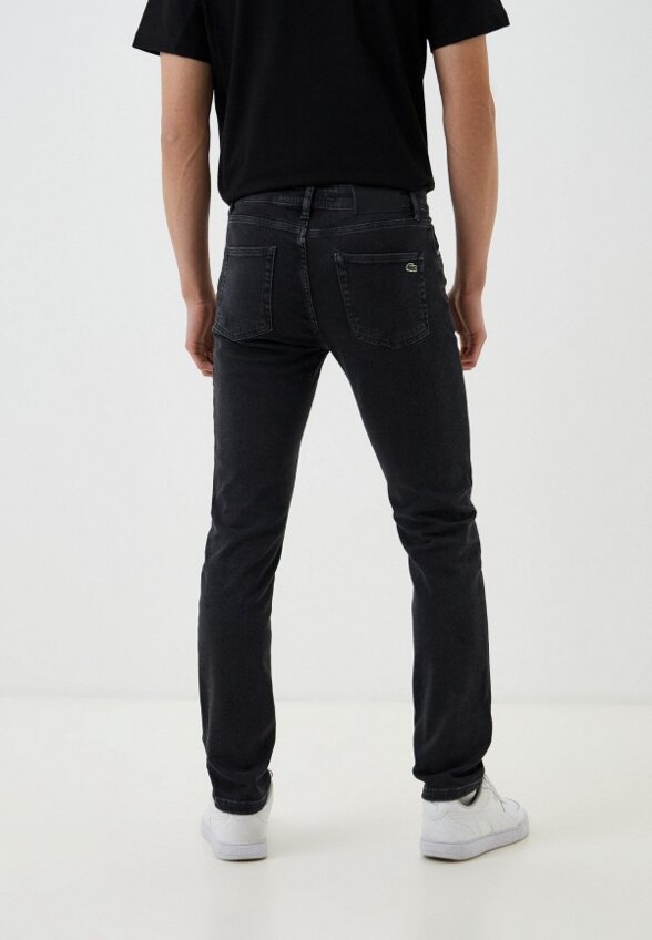 Джинсы Lacoste