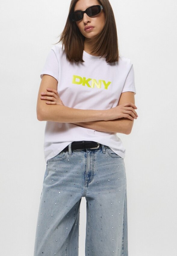 Джинсы DKNY