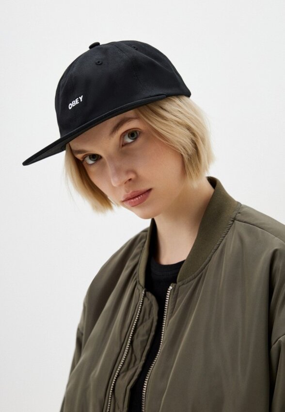 Бейсболка Obey