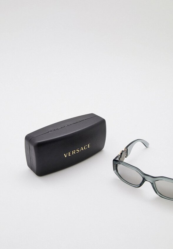 Очки солнцезащитные Versace