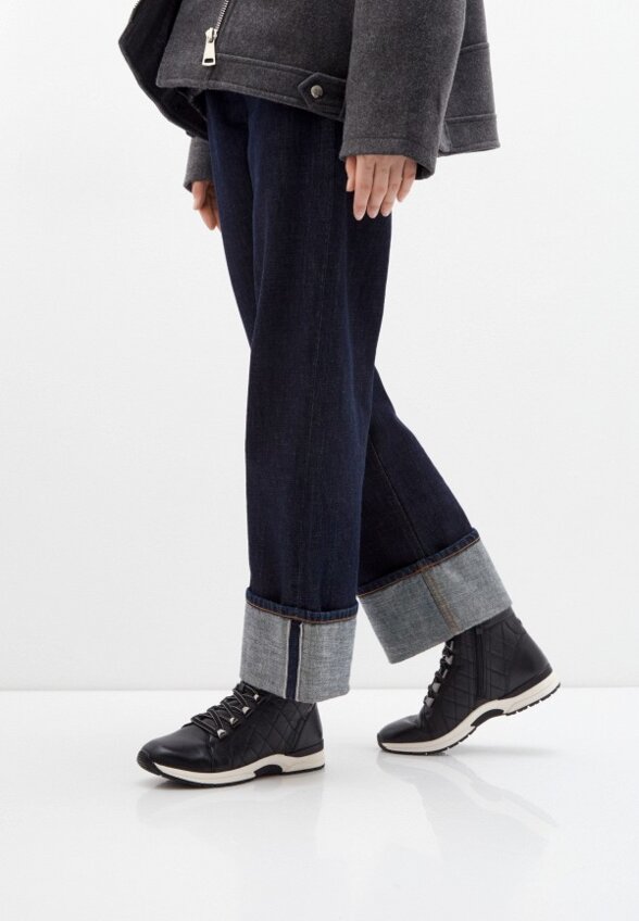 Кроссовки Caprice