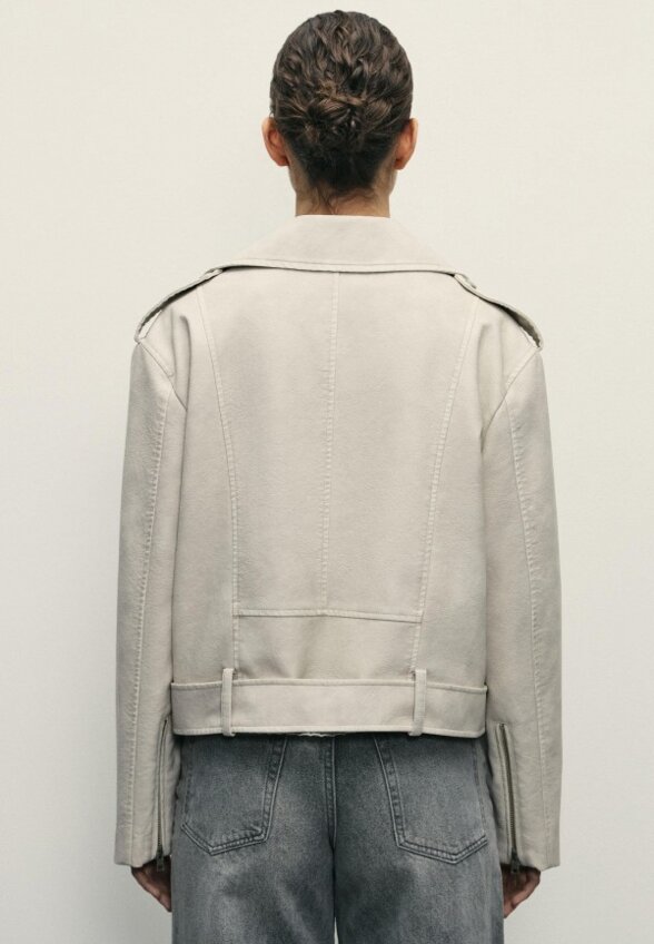 Куртка кожаная Zarina